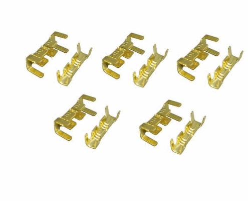 Conector para empalmar cables con funda retráctil