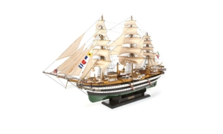 Maqueta Amerigo Vespucci con pinturas, tintes y barniz Pack completo