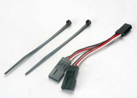 Conector servo, adaptador Y (para dirección con servo doble), TRX2046