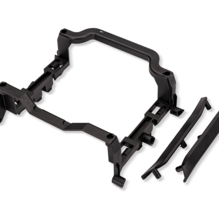 Tirante transversal para carrocería con cierres sin clip